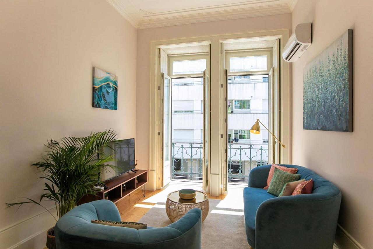 Lovelystay - 2Br Flat With Ac In Duque De Loule Порту Экстерьер фото