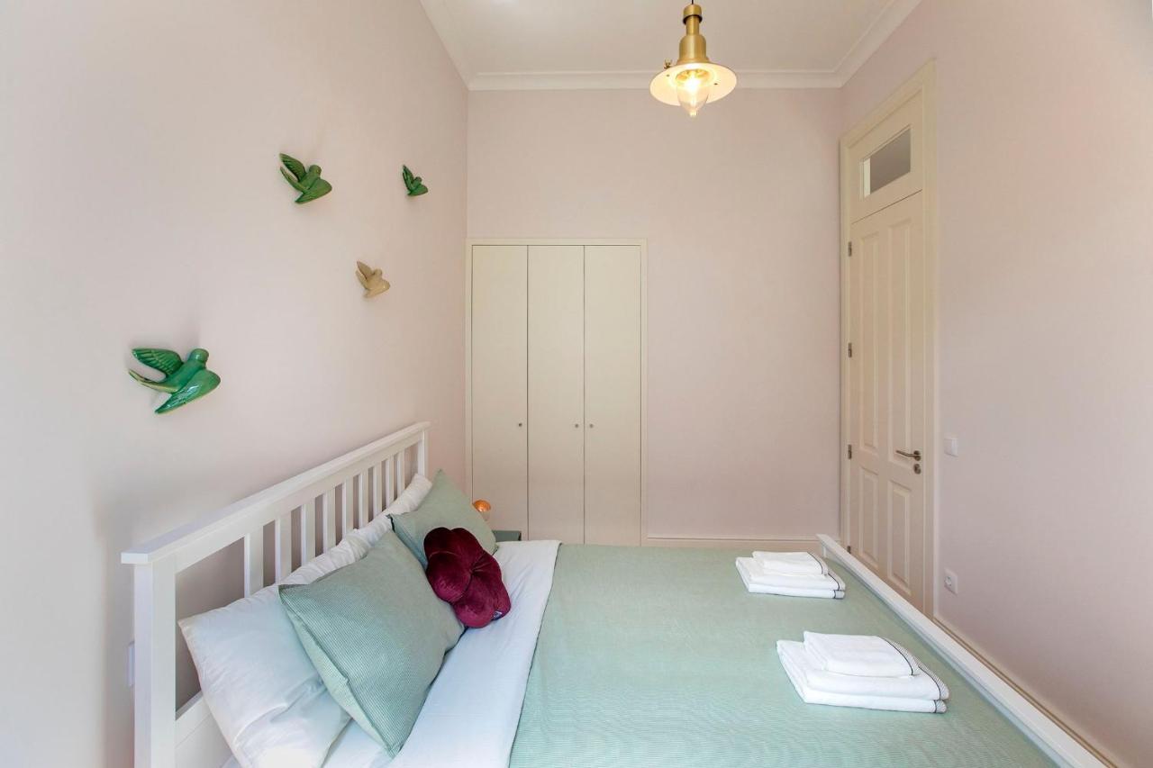 Lovelystay - 2Br Flat With Ac In Duque De Loule Порту Экстерьер фото
