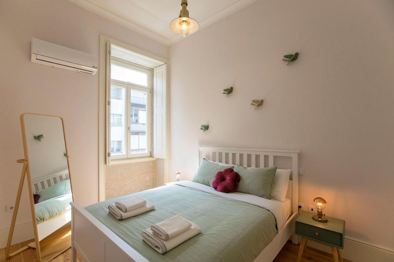 Lovelystay - 2Br Flat With Ac In Duque De Loule Порту Экстерьер фото